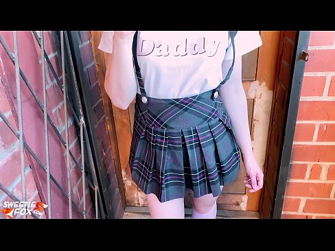 ❤️ Schoolgirl Mengisap penisnya dalam-dalam dan meniduri alih-alih kelas. ️ Seks berkualitas di id.hentaiteca.ru ️❤