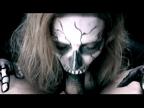 ❤️ Gadis iblis mengisap ayam dengan mulut hitamnya dan menelan air mani. ️ Seks berkualitas di id.hentaiteca.ru ️❤